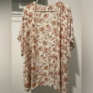 Floral kimono. Size L/XL.